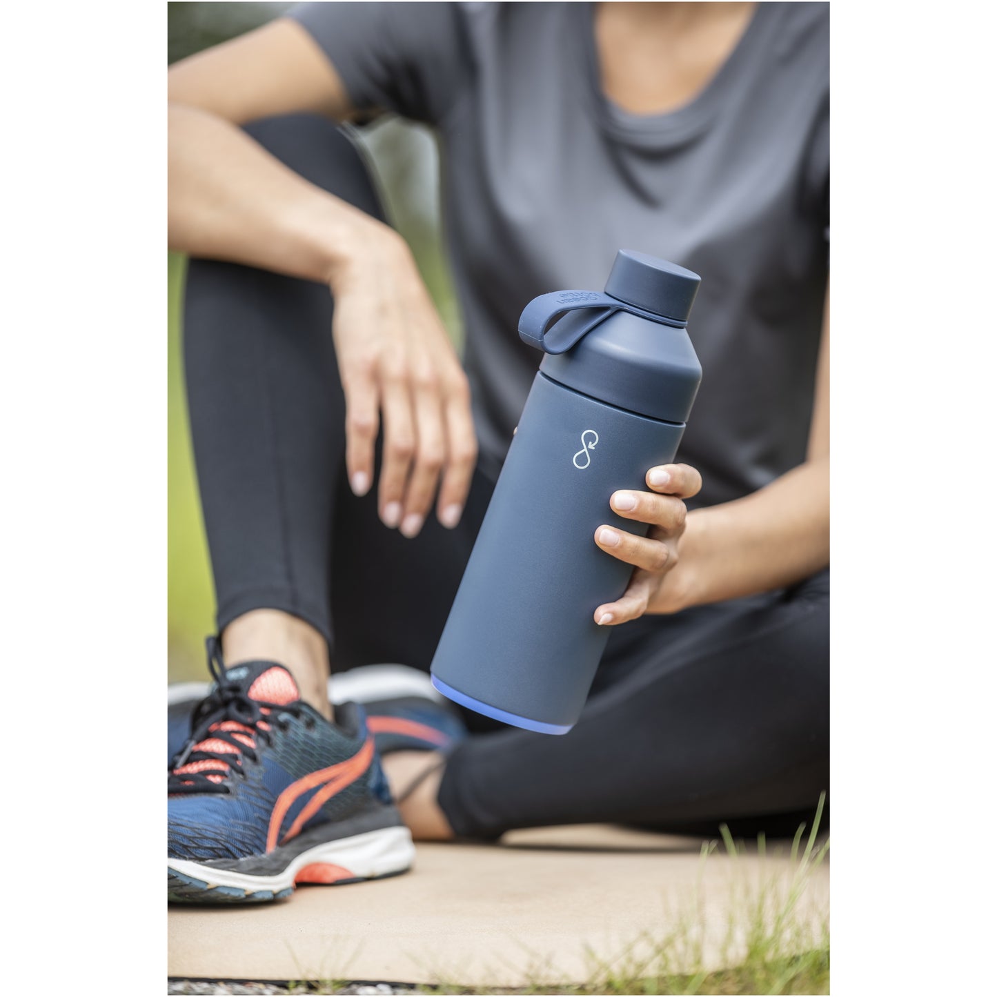 Big Ocean Bottle 1 000 ml vakuumisolerad vattenflaska