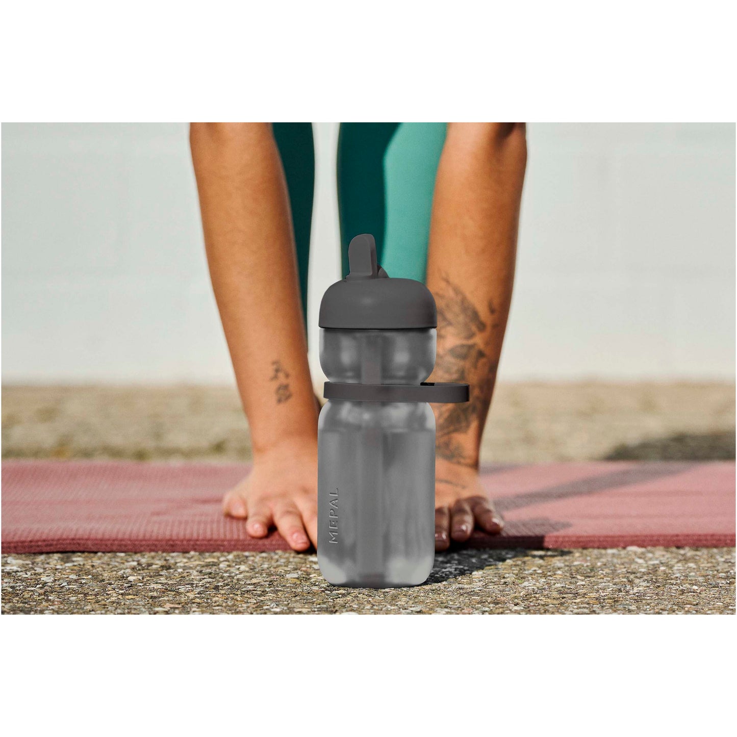 Mepal 600 ml sportflaska med uppfällbart lock