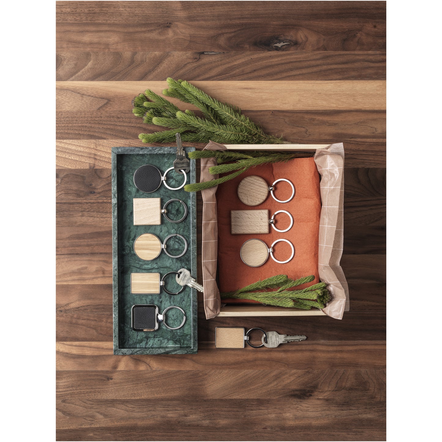 Gioia fyrkantig nyckelring bokträ