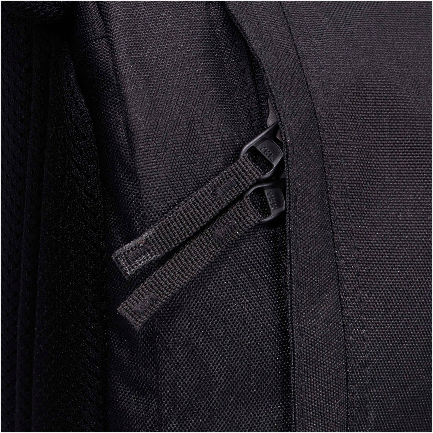 Case Logic Invigo 14 tums återvunnen laptopväska 14,5L