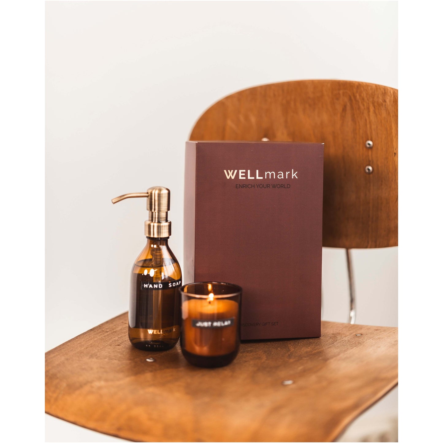 Wellmark Discovery 250 ml dispenser för handtvål och 150 g doftljus