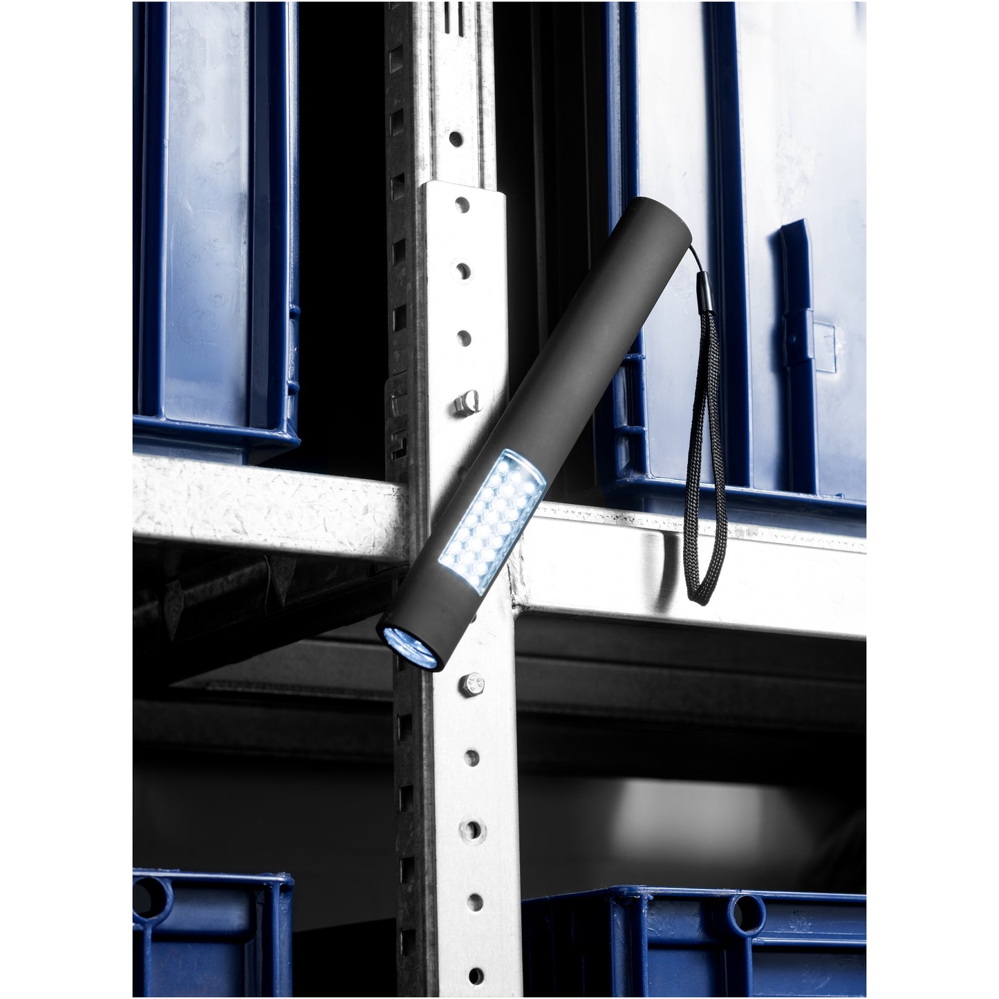 Lutz magnetisk 28 LEDs ficklampa