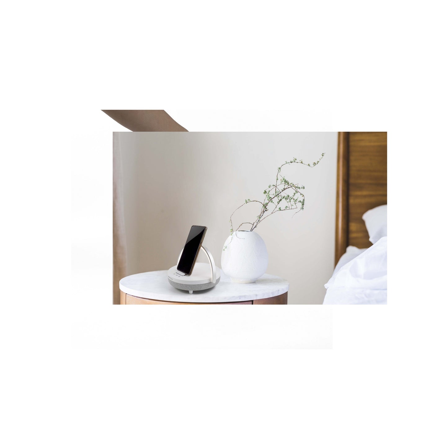 Prixton 4-i-1 Bluetooth®-högtalare på 10 W med LED-lampa och trådlös laddningsbas